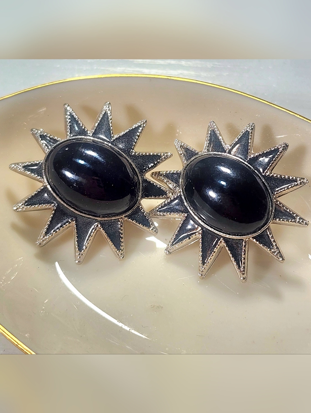 Vintage Elegant Clip On Black Sunburst Statement Earrings